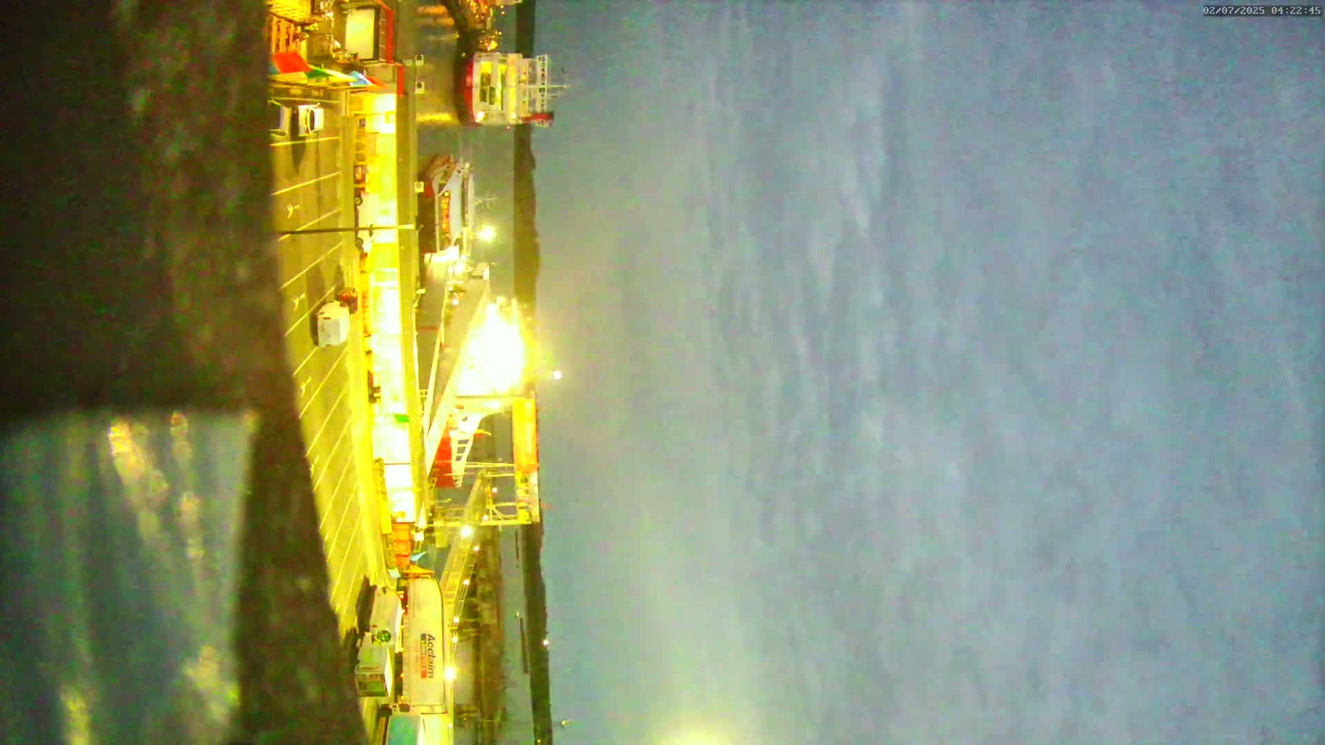 Southampton, Town Quay / Port Junction Live Cam - Southampton, Hampshire, South East, England, United Kingdom