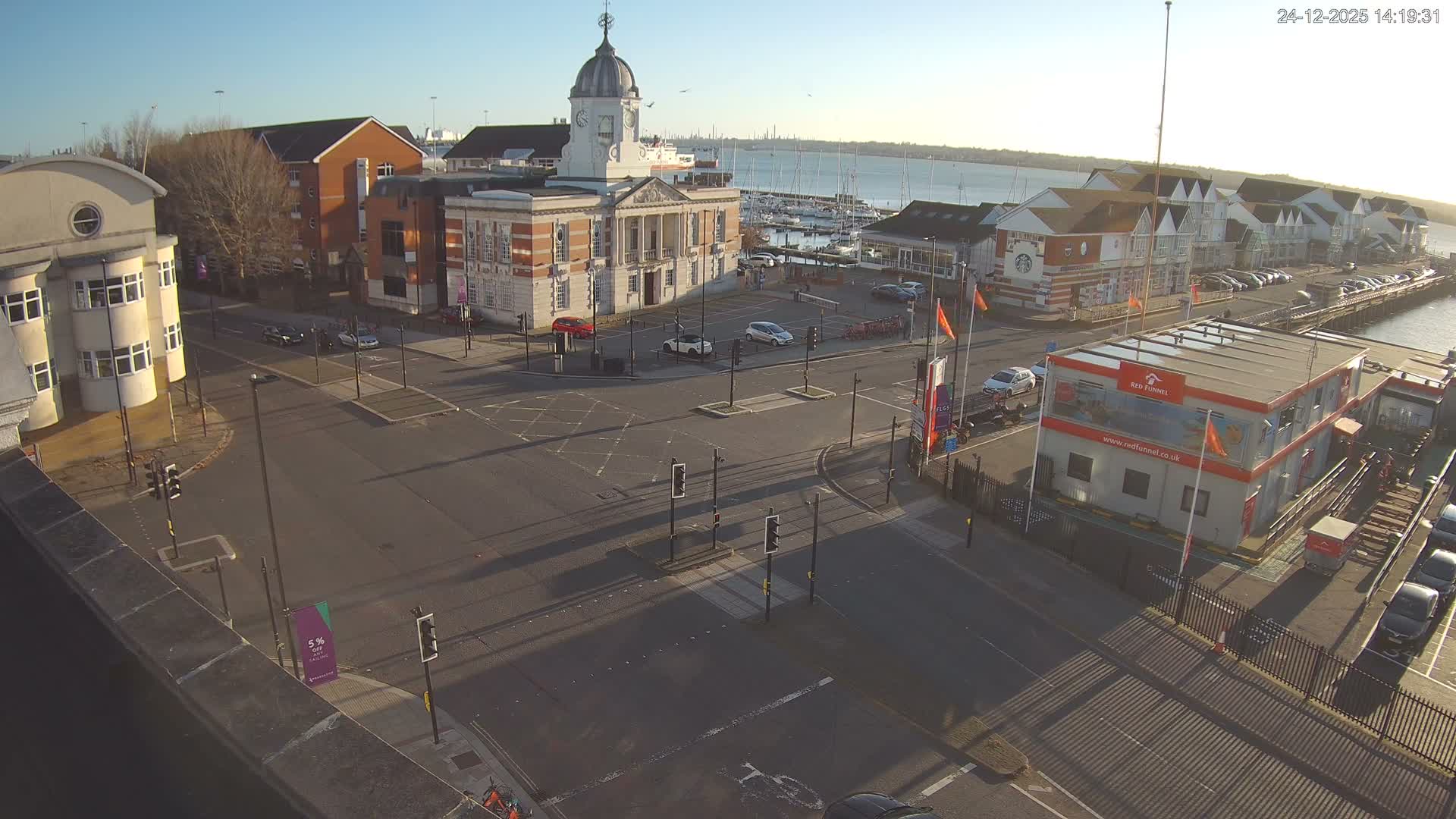 Southampton, Town Quay / Port Junction Live Cam - Southampton, Hampshire, South East, England, United Kingdom