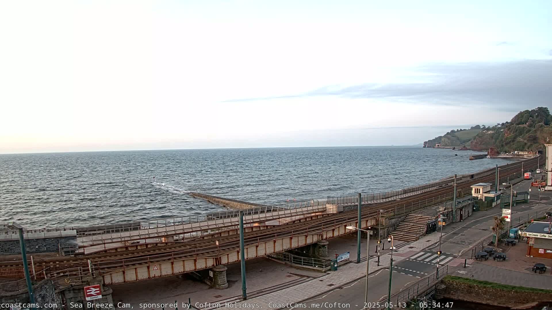 Dawlish Coast & Railway Station Live Cam - Teignbridge, Devon, South West, England, United Kingdom