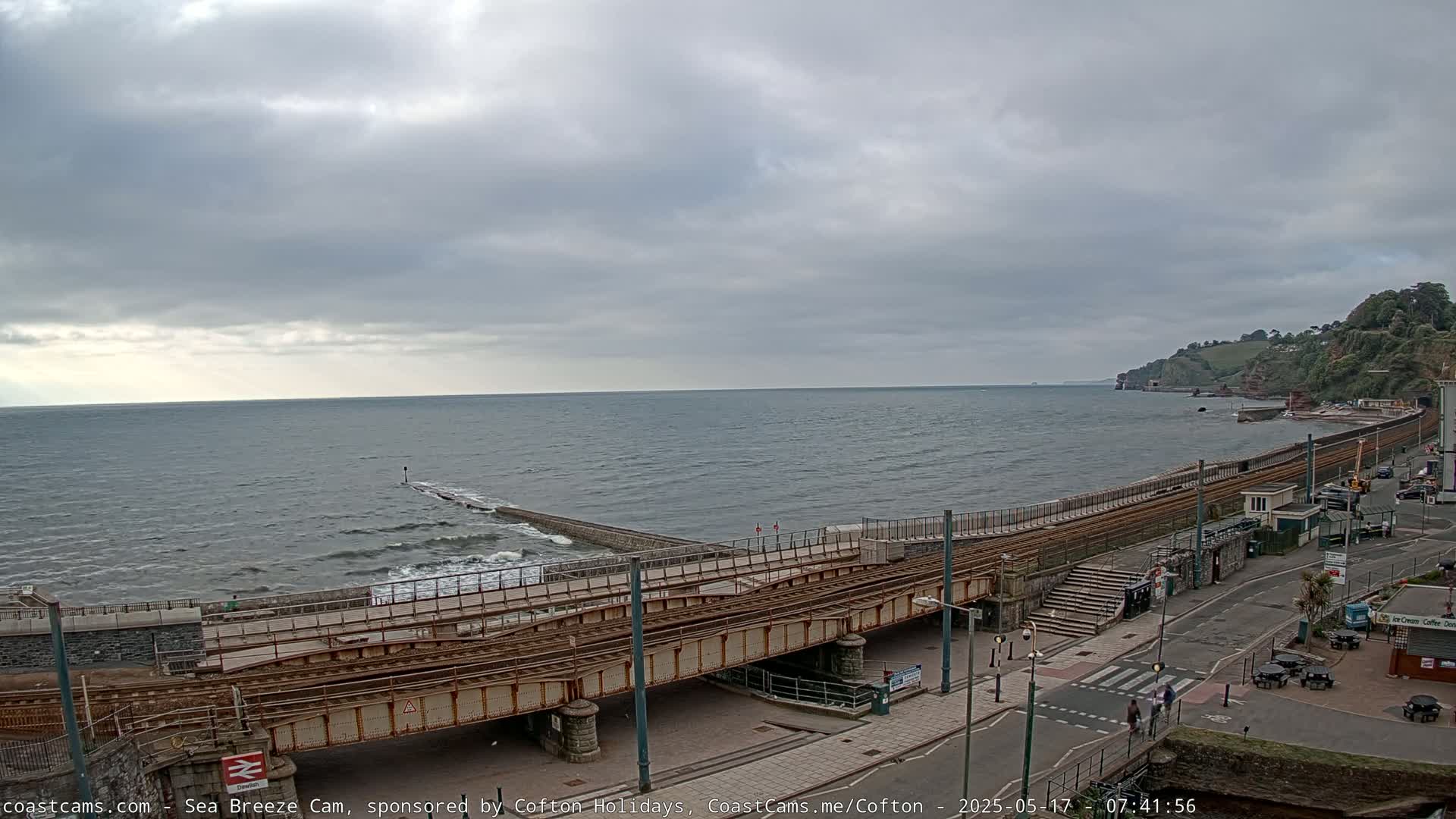 Dawlish Coast & Railway Station Live Cam - Teignbridge, Devon, South West, England, United Kingdom