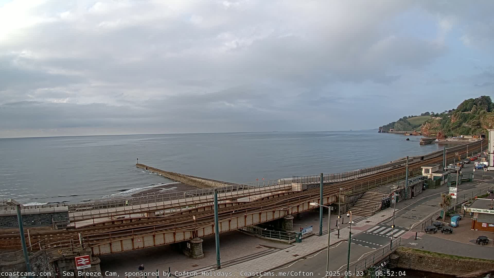Dawlish Coast & Railway Station Live Cam - Teignbridge, Devon, South West, England, United Kingdom