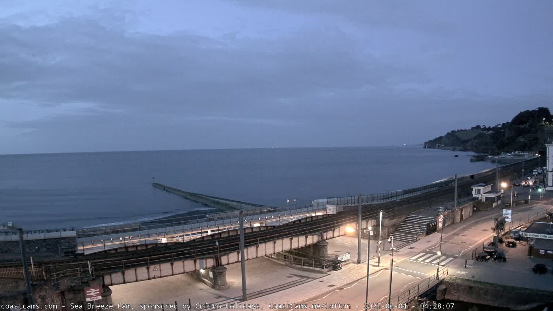 Dawlish Coast & Railway Station Live Cam - Teignbridge, Devon, South West, England, United Kingdom