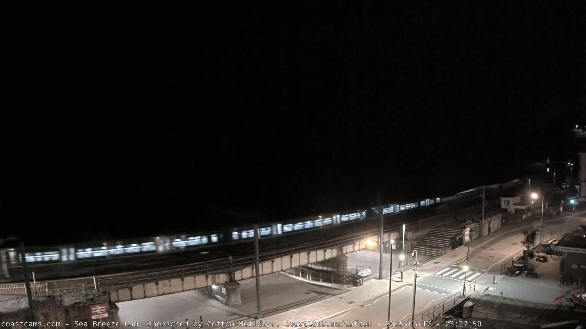 Dawlish Coast & Railway Station Live Cam - Teignbridge, Devon, South West, England, United Kingdom