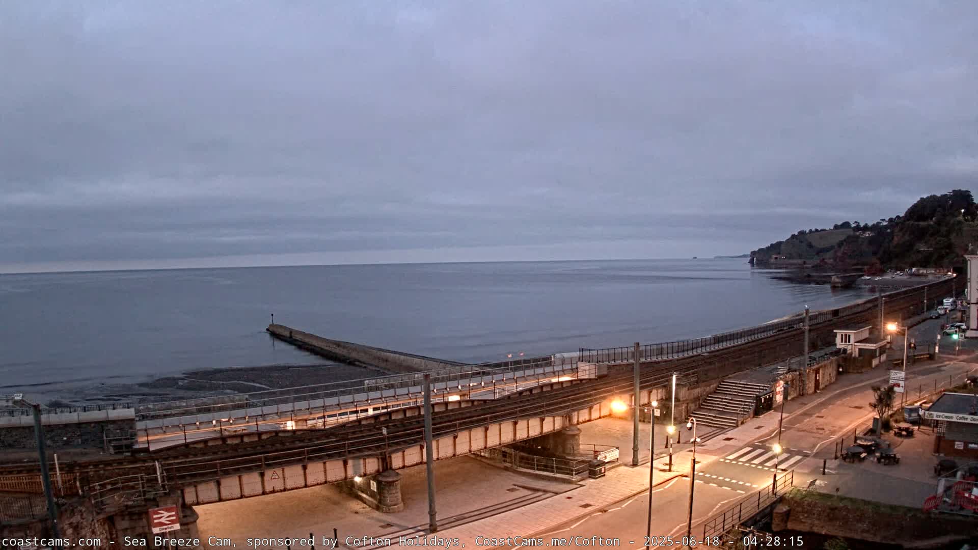 Dawlish Coast & Railway Station Live Cam - Teignbridge, Devon, South West, England, United Kingdom