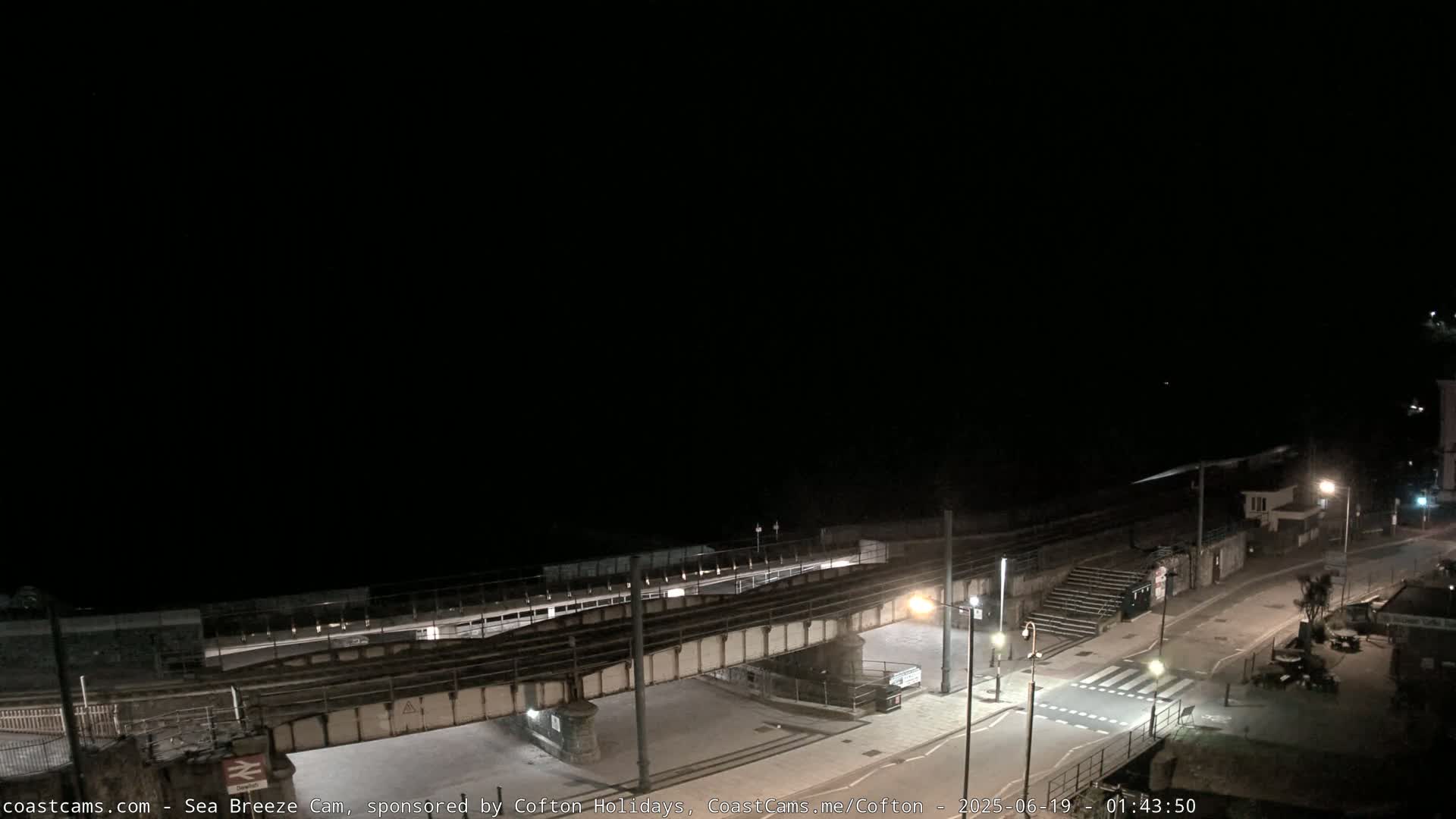 Dawlish Coast & Railway Station Live Cam - Teignbridge, Devon, South West, England, United Kingdom