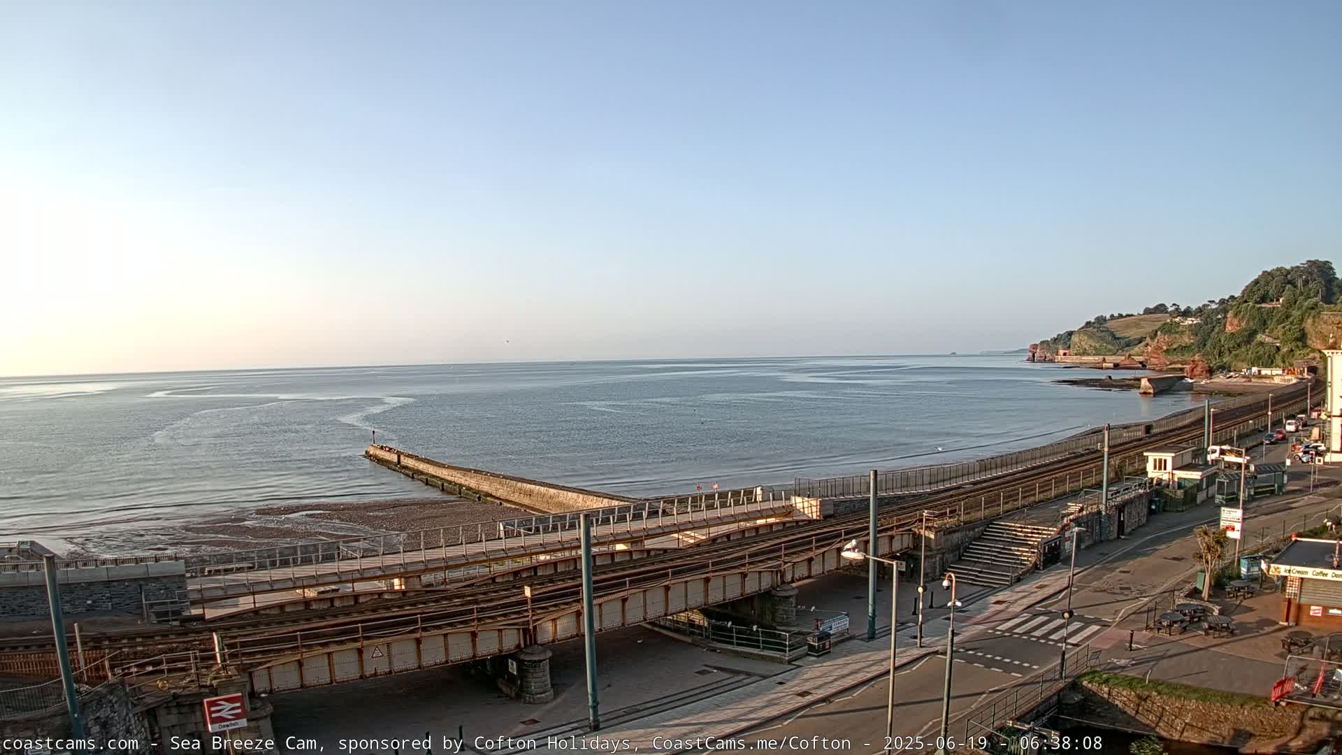 Dawlish Coast & Railway Station Live Cam - Teignbridge, Devon, South West, England, United Kingdom