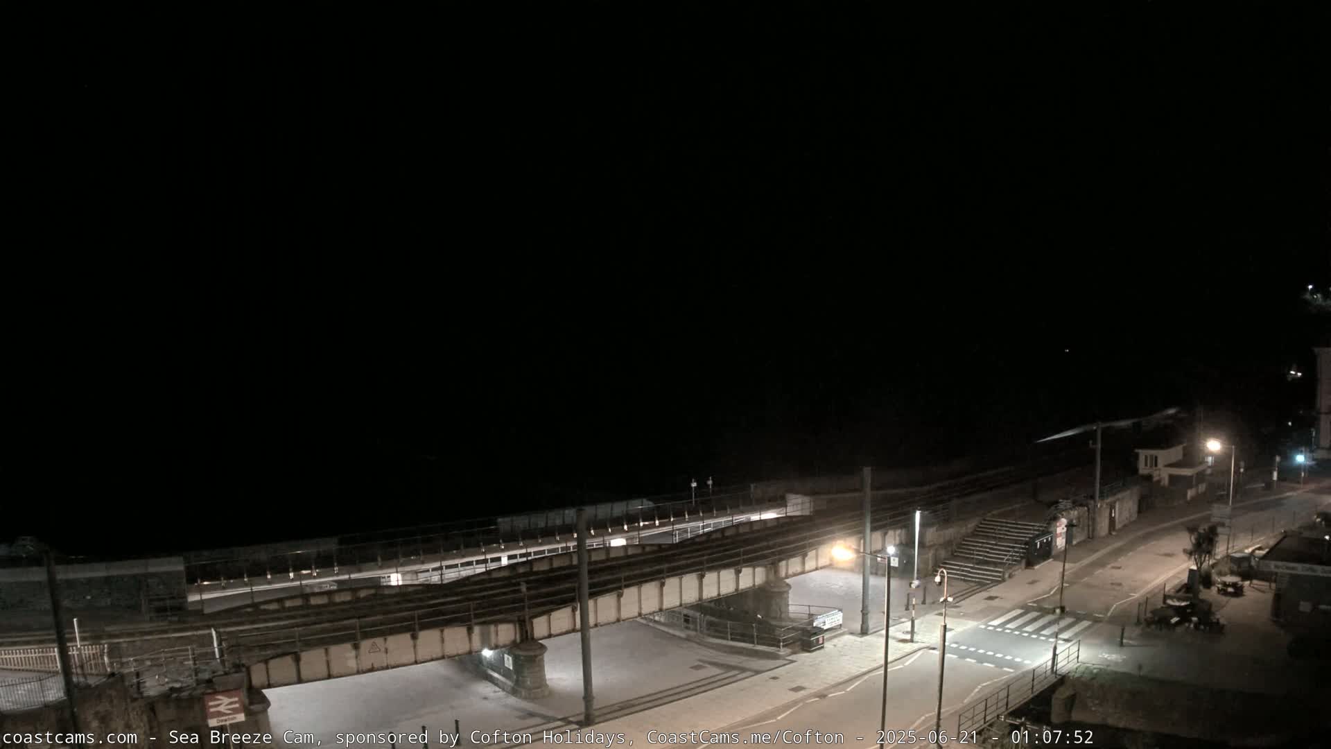 Dawlish Coast & Railway Station Live Cam - Teignbridge, Devon, South West, England, United Kingdom