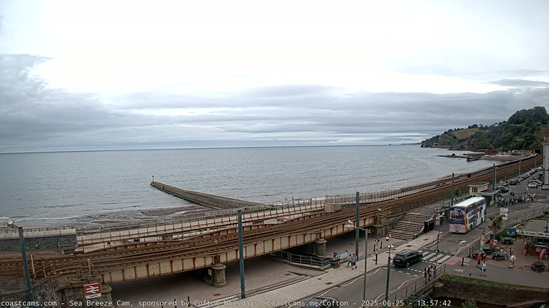 Dawlish Coast & Railway Station Live Cam - Teignbridge, Devon, South West, England, United Kingdom