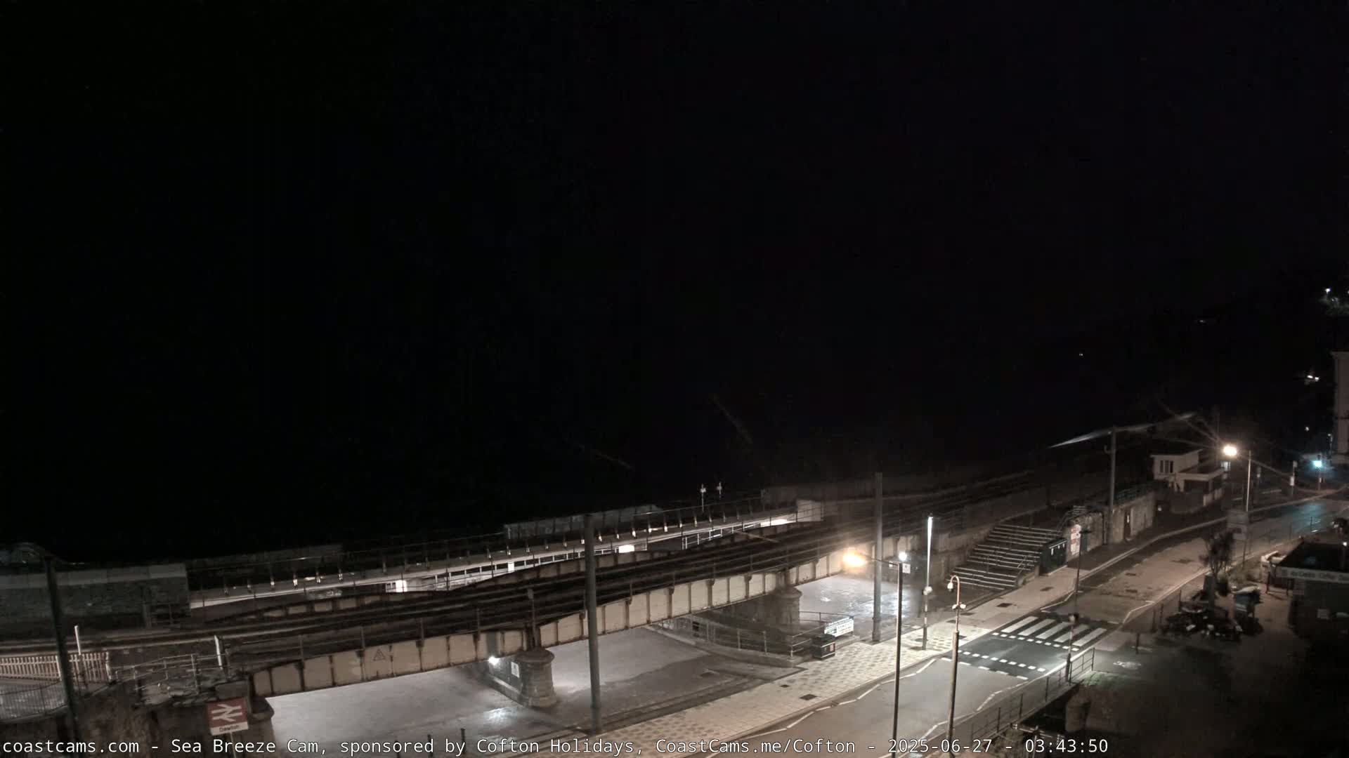 Dawlish Coast & Railway Station Live Cam - Teignbridge, Devon, South West, England, United Kingdom
