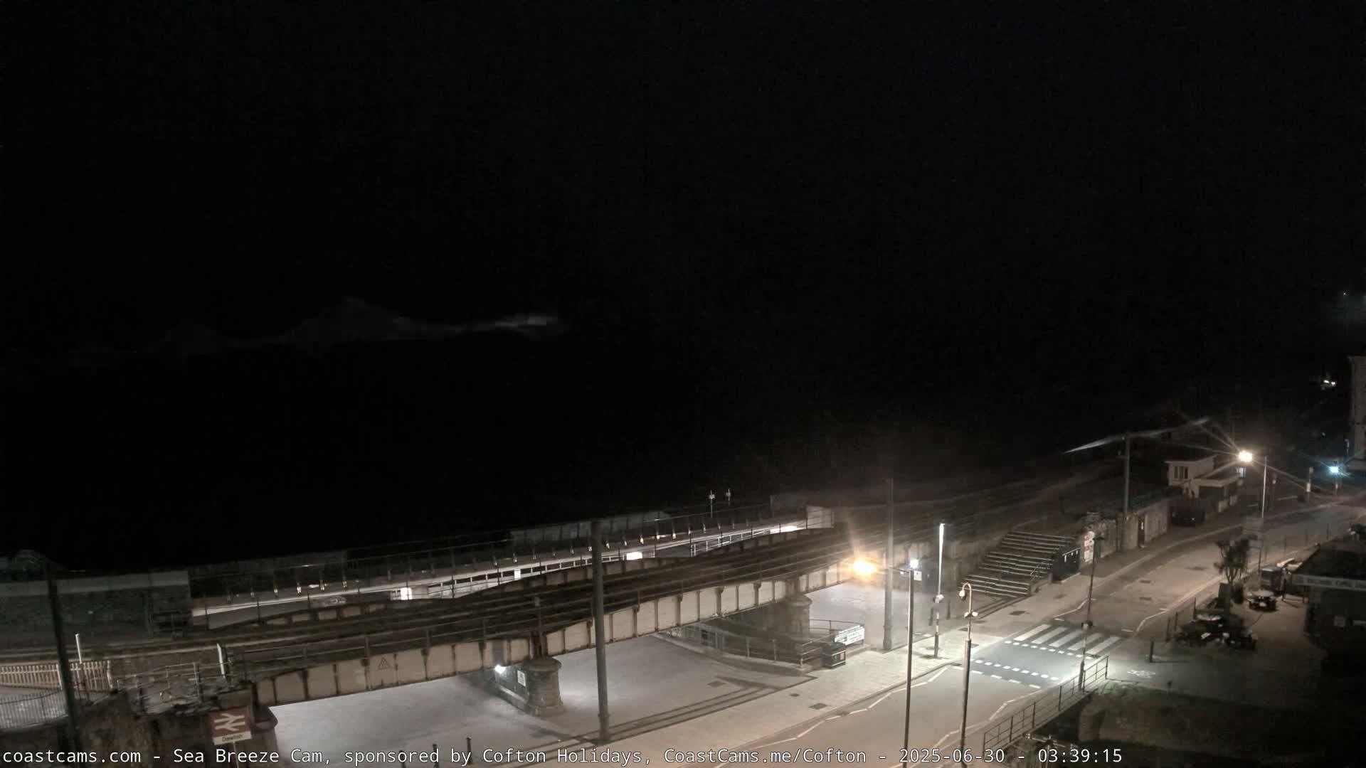 Dawlish Coast & Railway Station Live Cam - Teignbridge, Devon, South West, England, United Kingdom