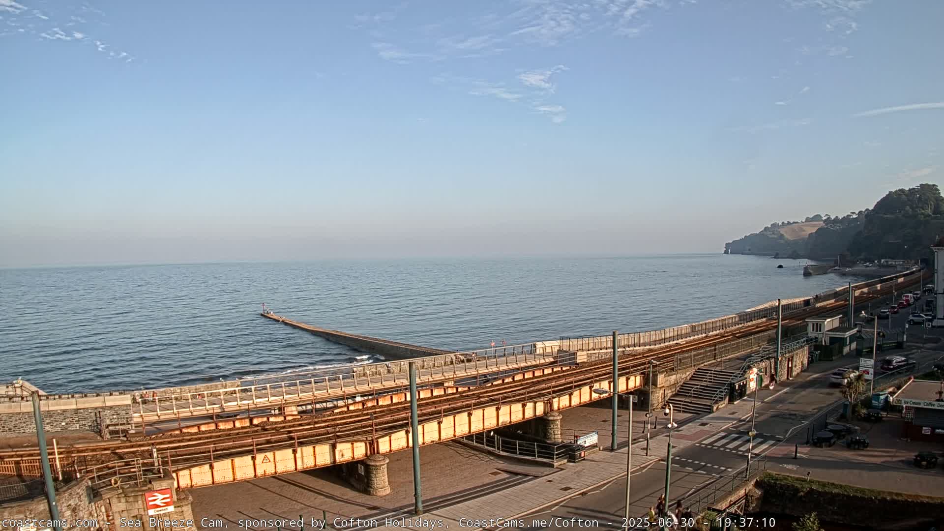 Dawlish Coast & Railway Station Live Cam - Teignbridge, Devon, South West, England, United Kingdom