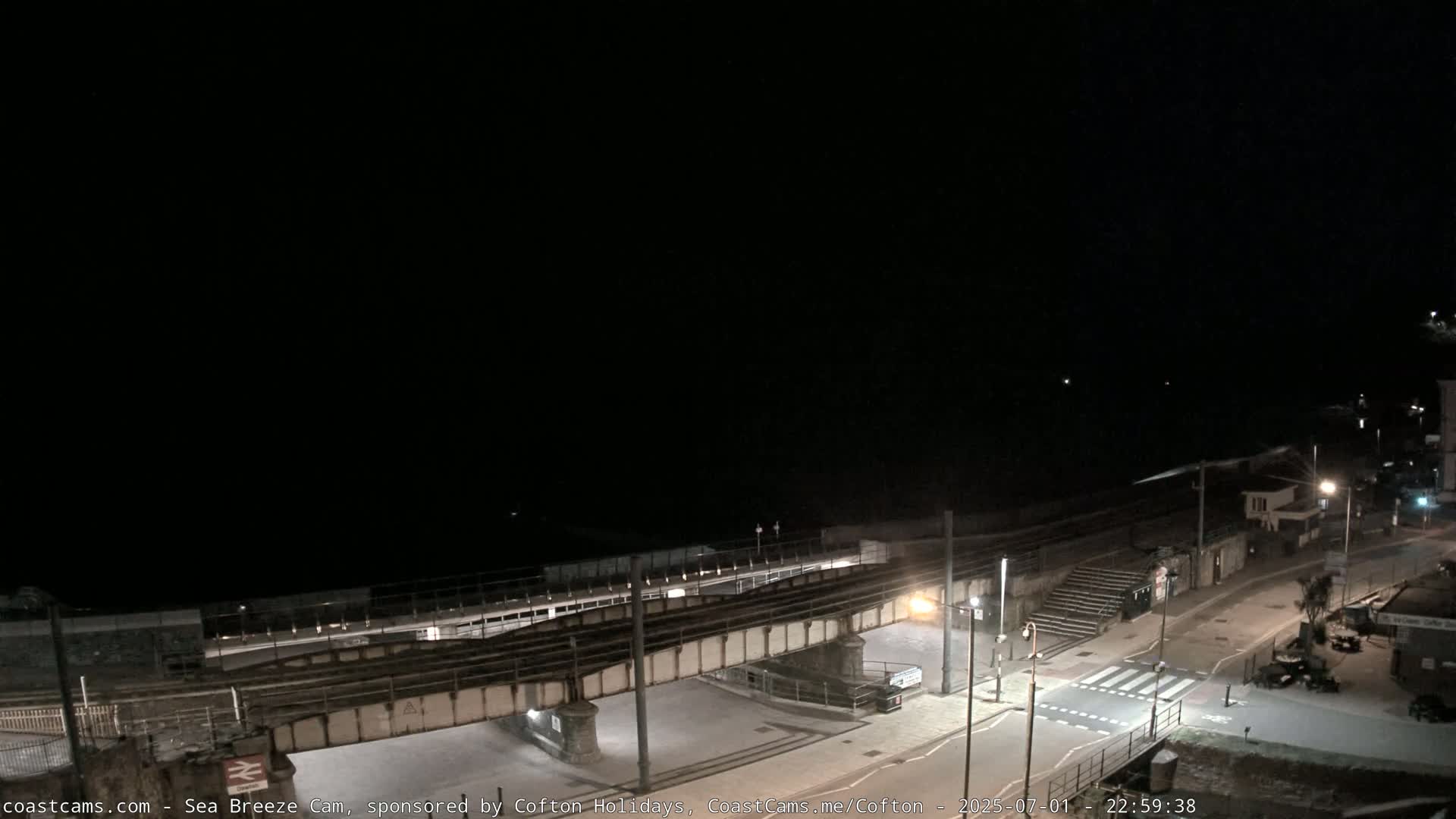 Dawlish Coast & Railway Station Live Cam - Teignbridge, Devon, South West, England, United Kingdom