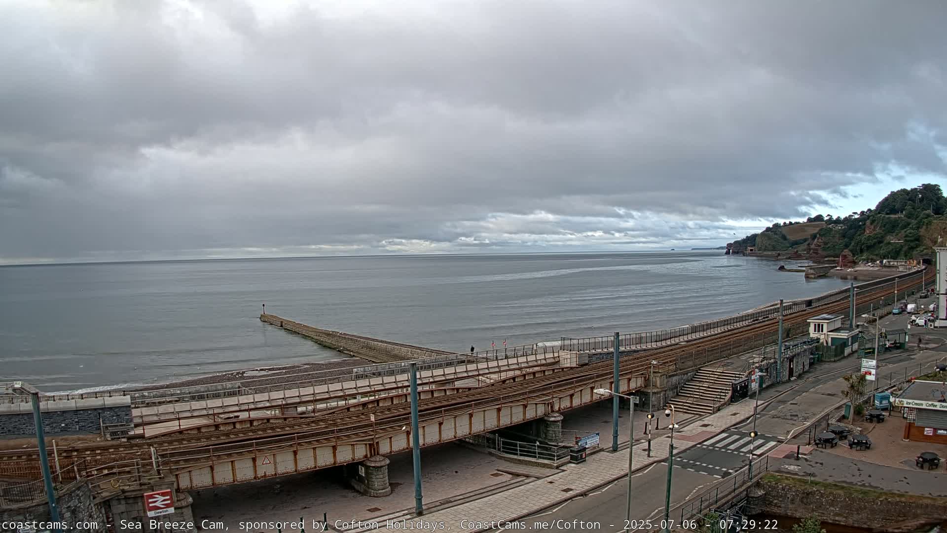 Dawlish Coast & Railway Station Live Cam - Teignbridge, Devon, South West, England, United Kingdom