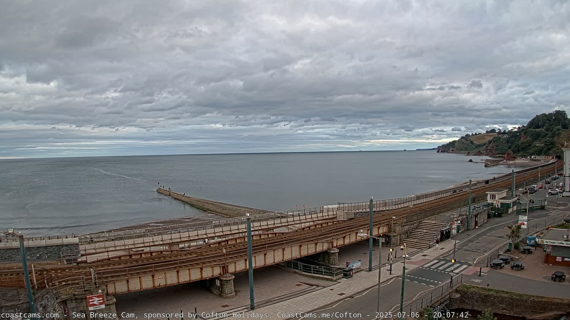 Dawlish Coast & Railway Station Live Cam - Teignbridge, Devon, South West, England, United Kingdom