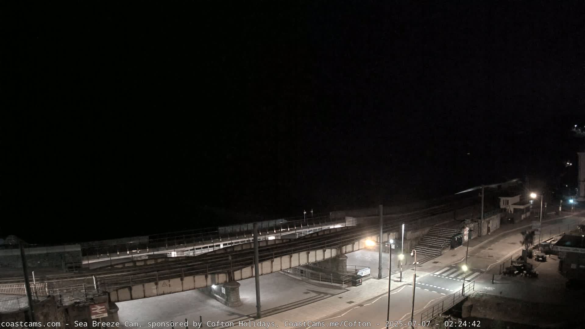 Dawlish Coast & Railway Station Live Cam - Teignbridge, Devon, South West, England, United Kingdom