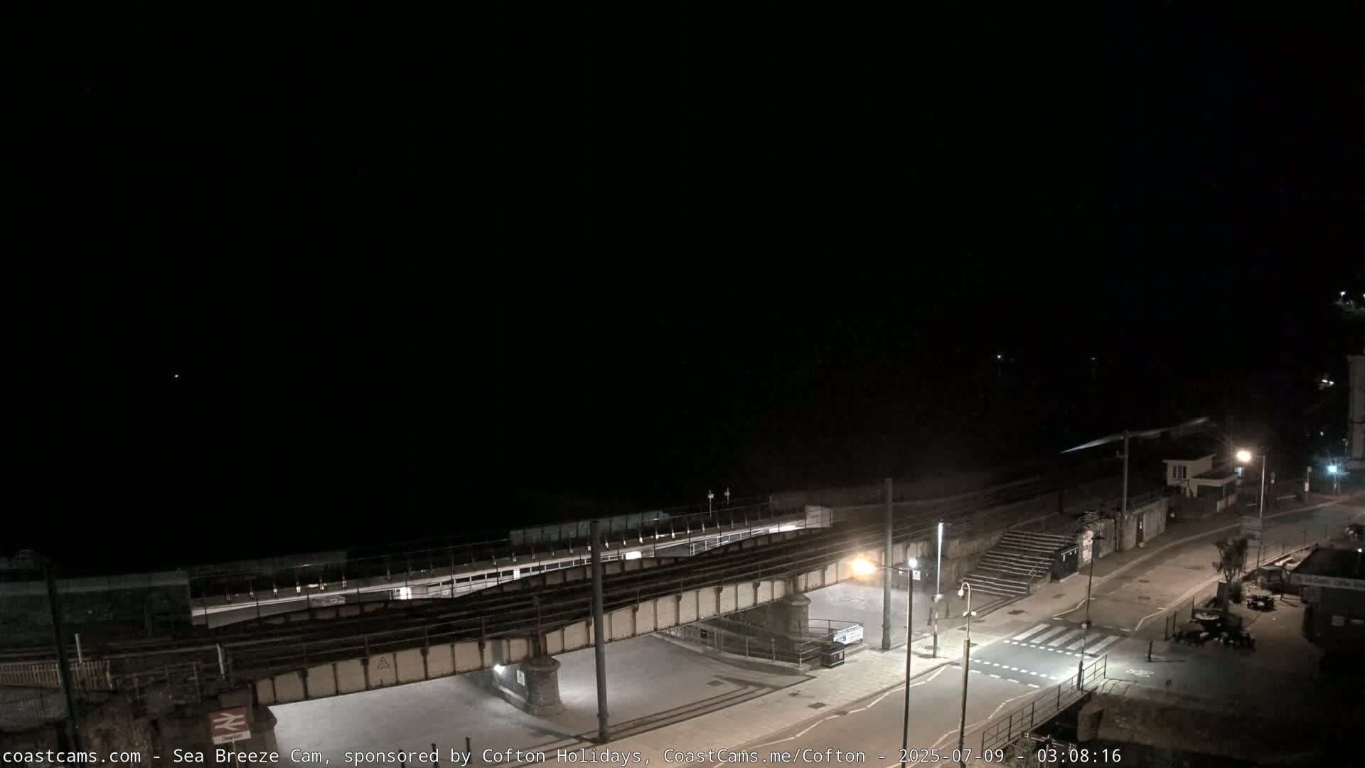Dawlish Coast & Railway Station Live Cam - Teignbridge, Devon, South West, England, United Kingdom