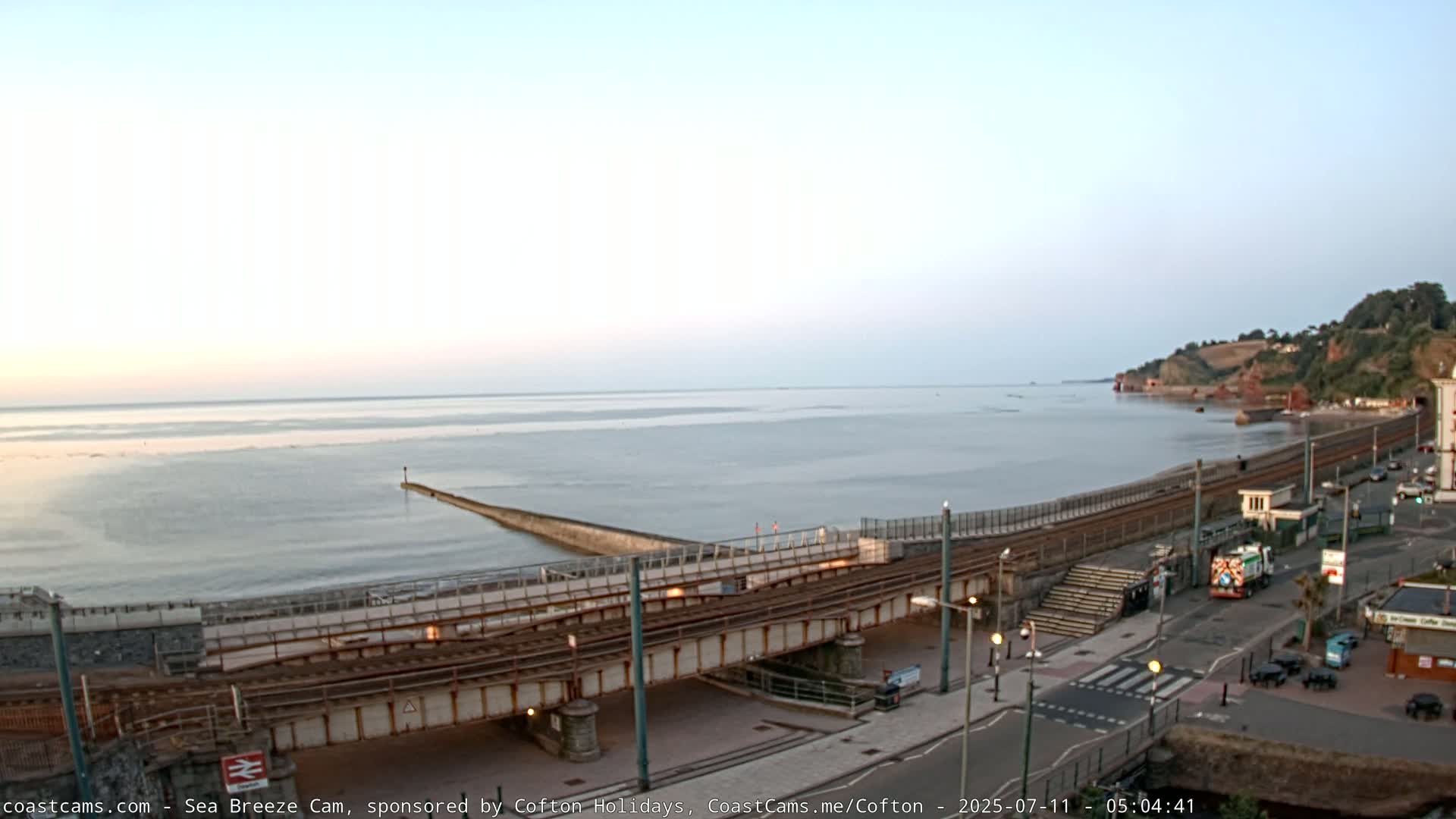 Dawlish Coast & Railway Station Live Cam - Teignbridge, Devon, South West, England, United Kingdom