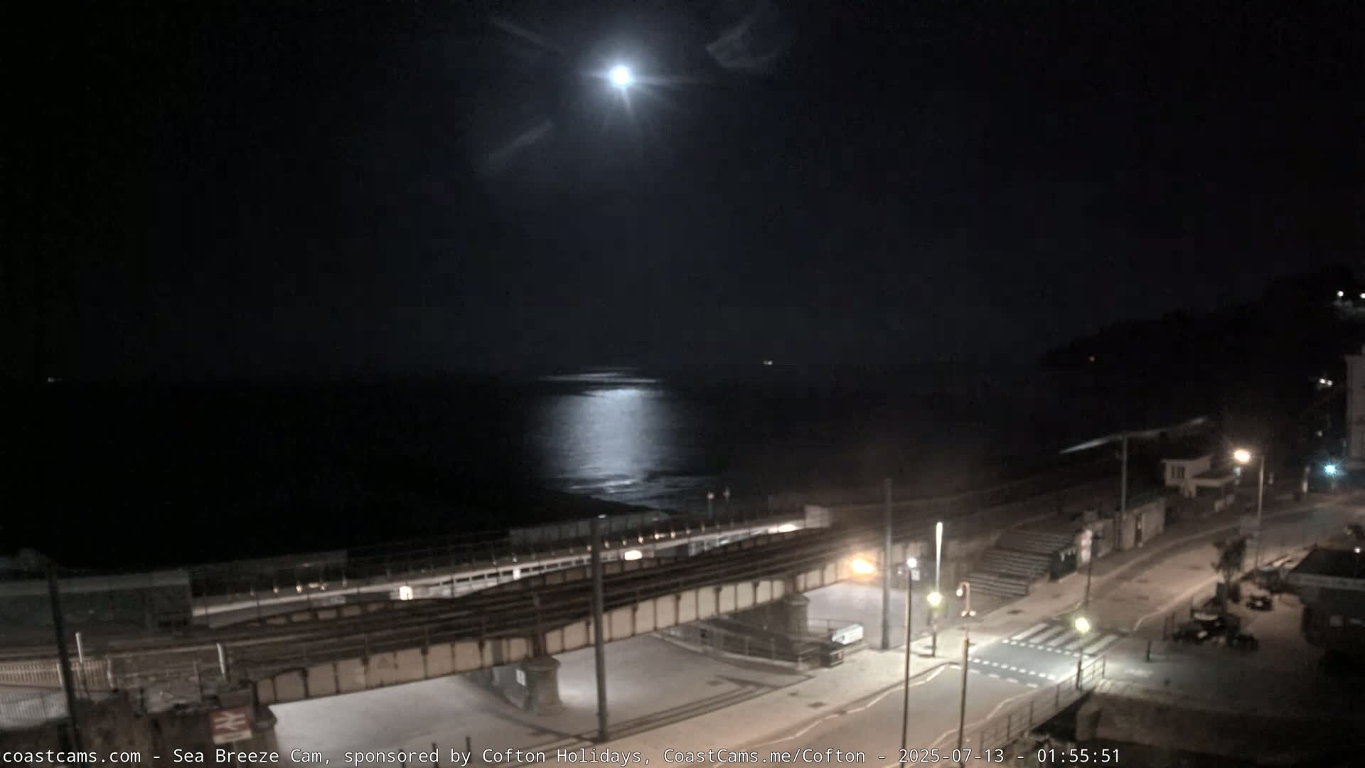 Dawlish Coast & Railway Station Live Cam - Teignbridge, Devon, South West, England, United Kingdom