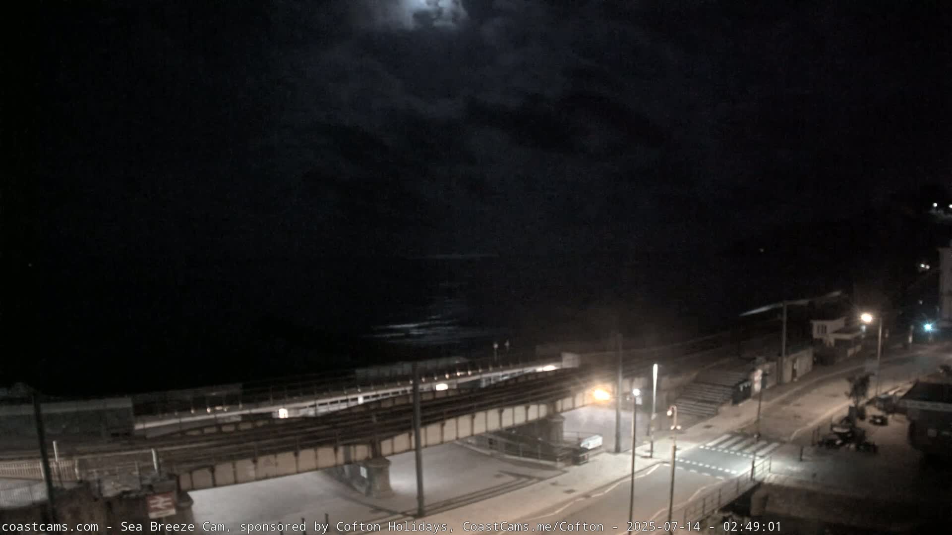 Dawlish Coast & Railway Station Live Cam - Teignbridge, Devon, South West, England, United Kingdom