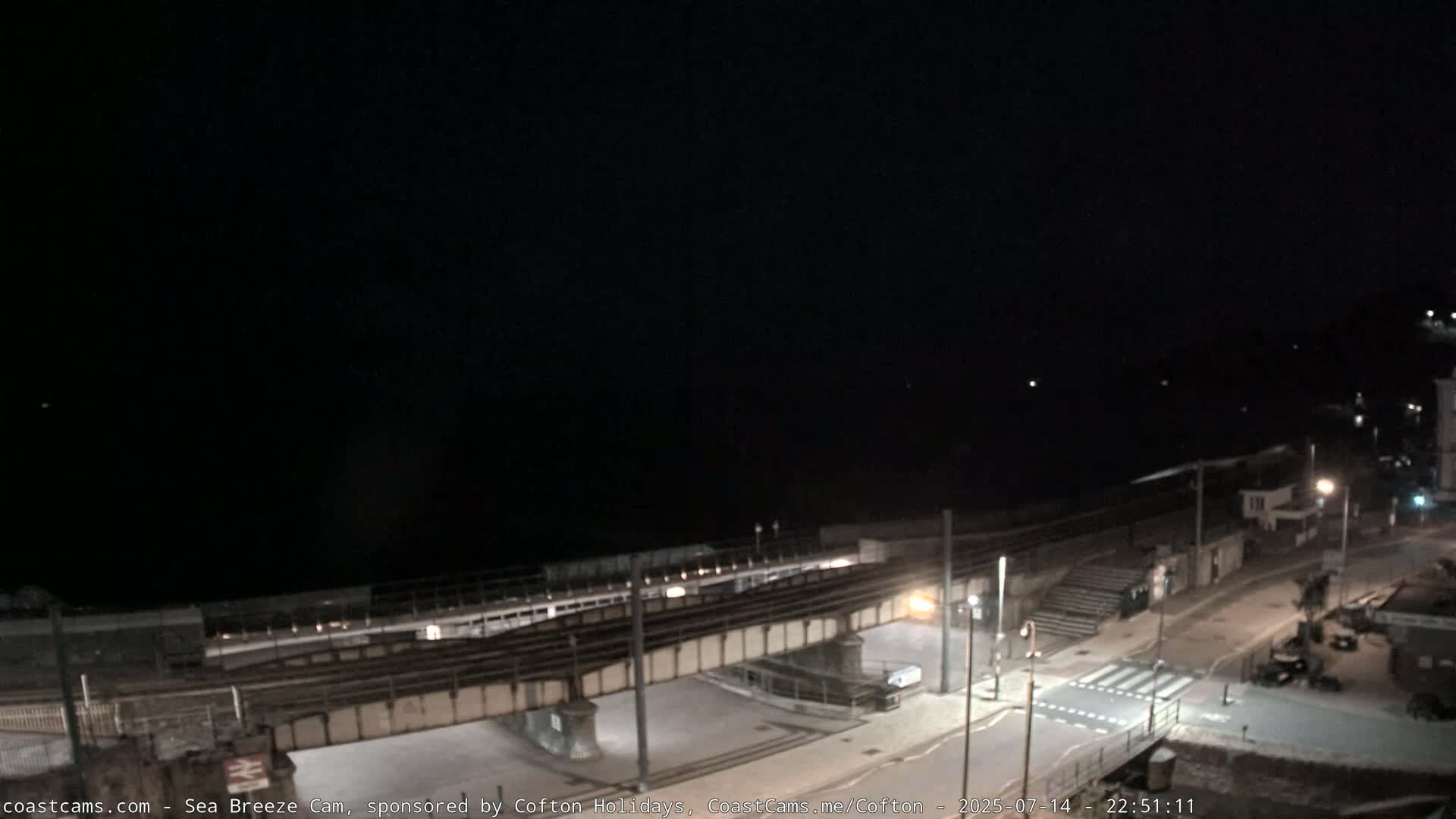 Dawlish Coast & Railway Station Live Cam - Teignbridge, Devon, South West, England, United Kingdom