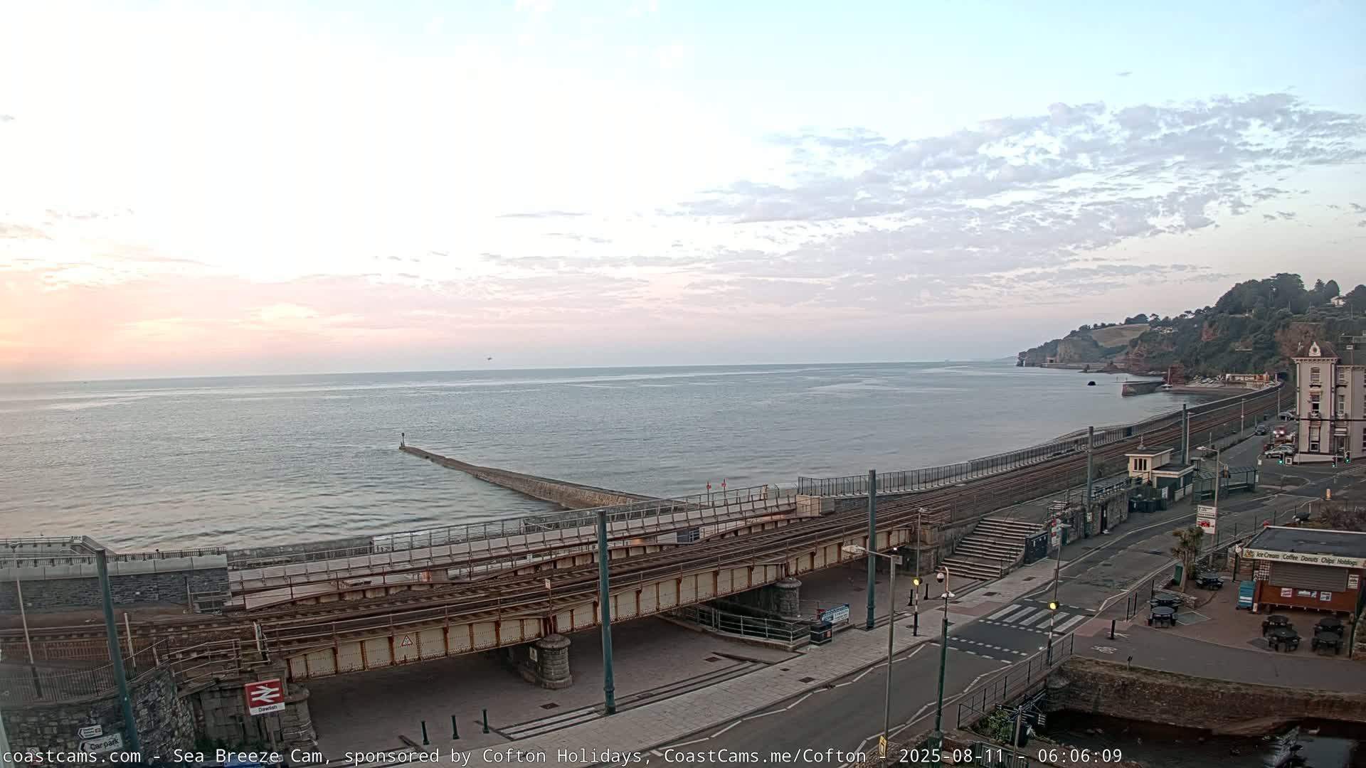 Dawlish Coast & Railway Station Live Cam - Teignbridge, Devon, South West, England, United Kingdom