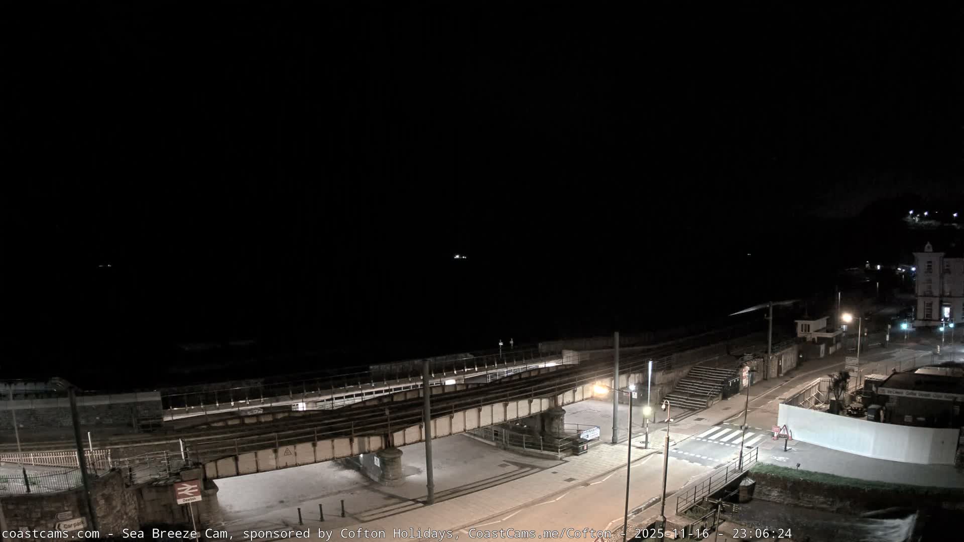 Dawlish Coast & Railway Station Live Cam - Teignbridge, Devon, South West, England, United Kingdom