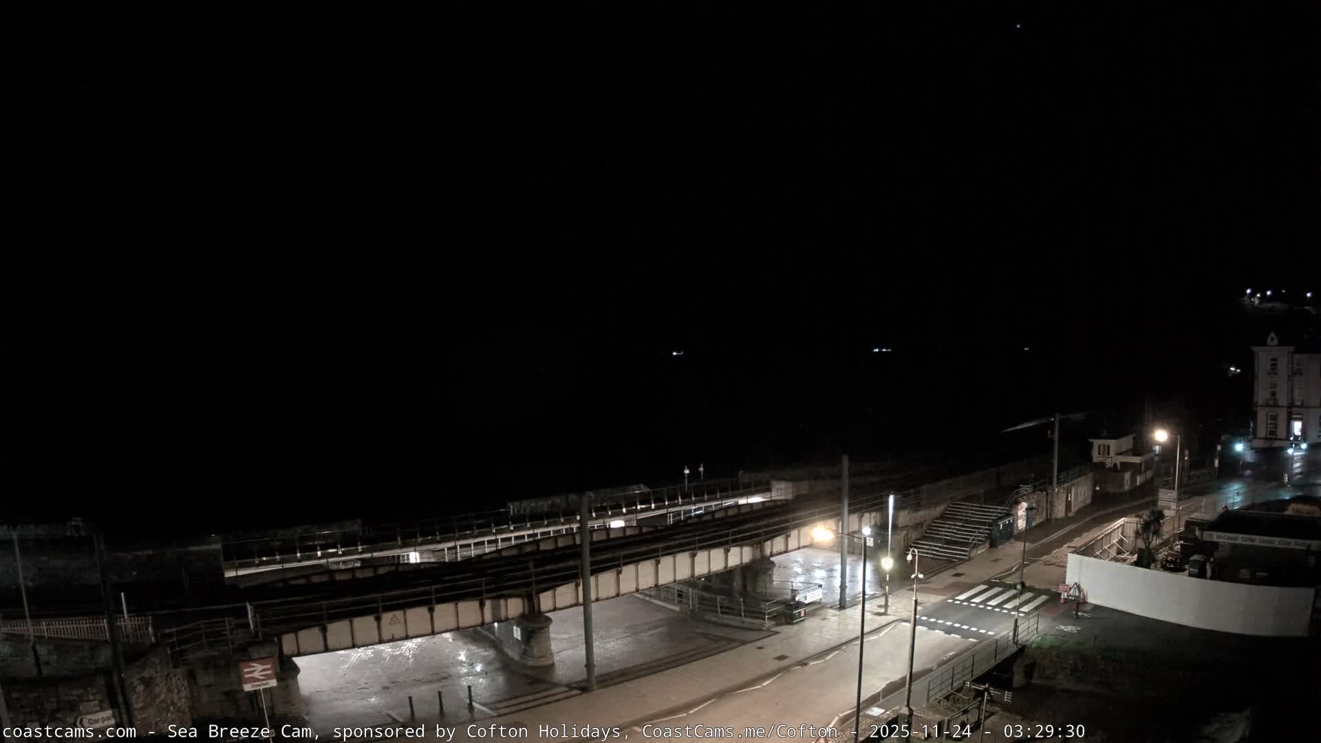 Dawlish Coast & Railway Station Live Cam - Teignbridge, Devon, South West, England, United Kingdom