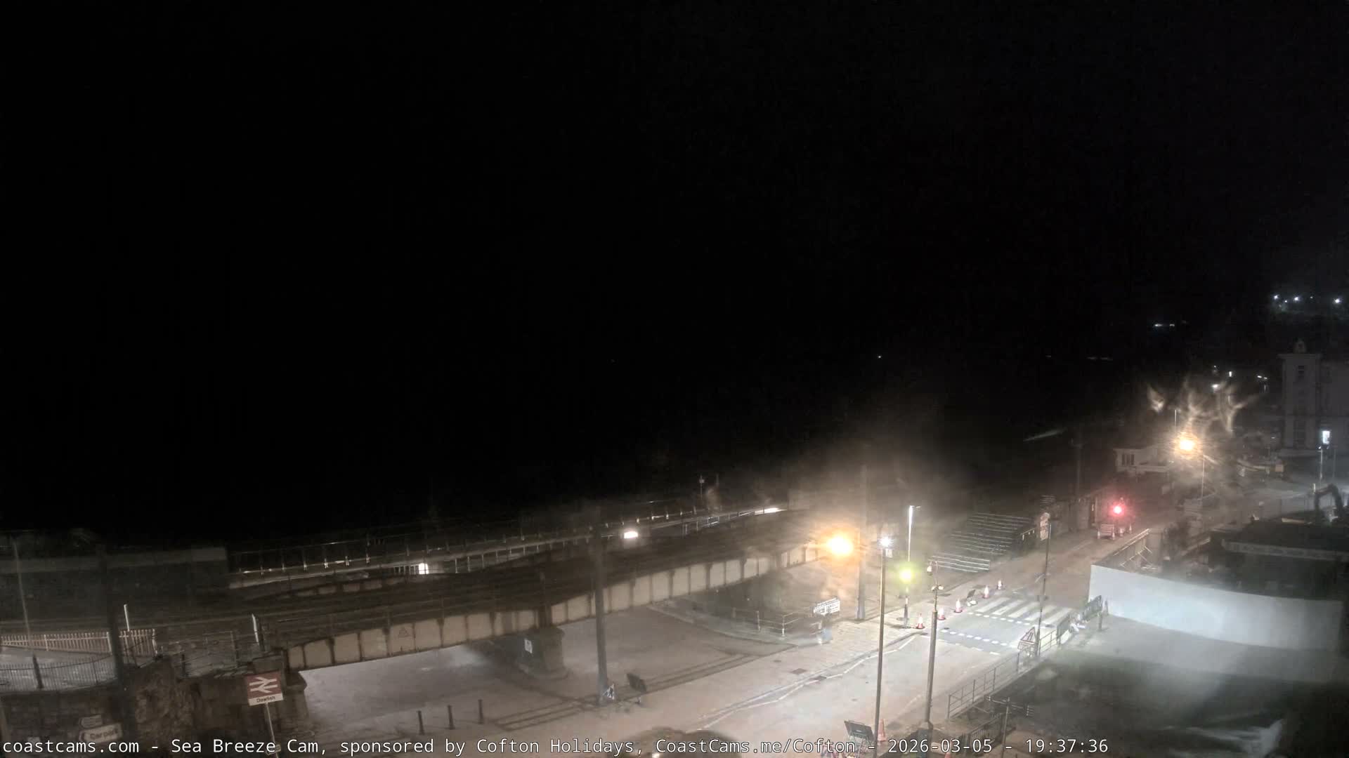 Dawlish Coast & Railway Station Live Cam - Teignbridge, Devon, South West, England, United Kingdom