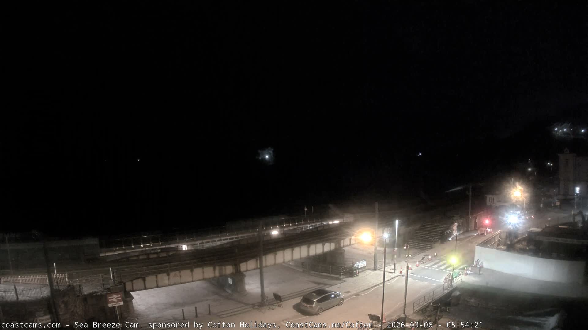 Dawlish Coast & Railway Station Live Cam - Teignbridge, Devon, South West, England, United Kingdom
