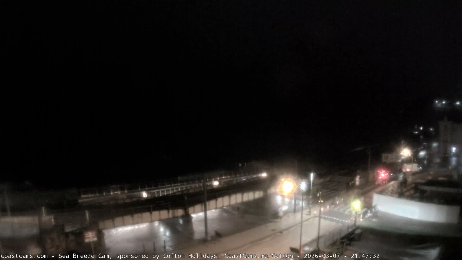 Dawlish Coast & Railway Station Live Cam - Teignbridge, Devon, South West, England, United Kingdom
