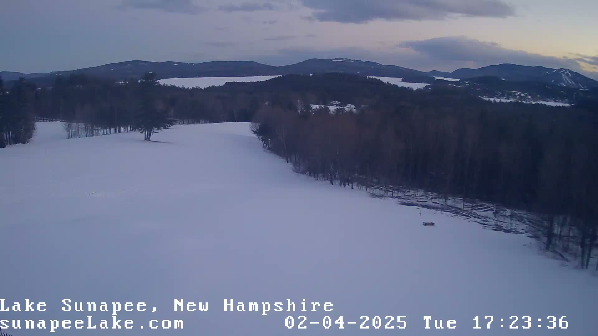 Lake Sunapee Live Cam - Sunapee, New Hampshire