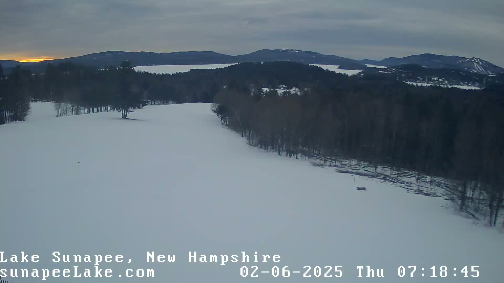 Lake Sunapee Live Cam - Sunapee, New Hampshire