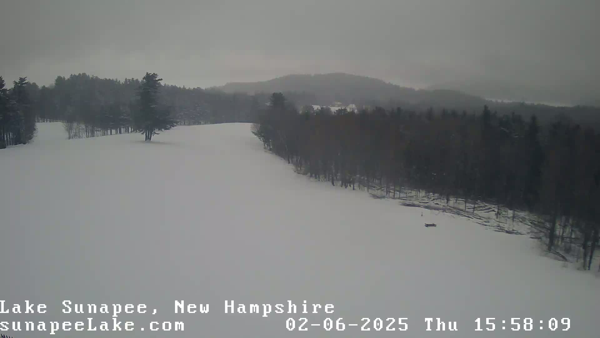 Lake Sunapee Live Cam - Sunapee, New Hampshire