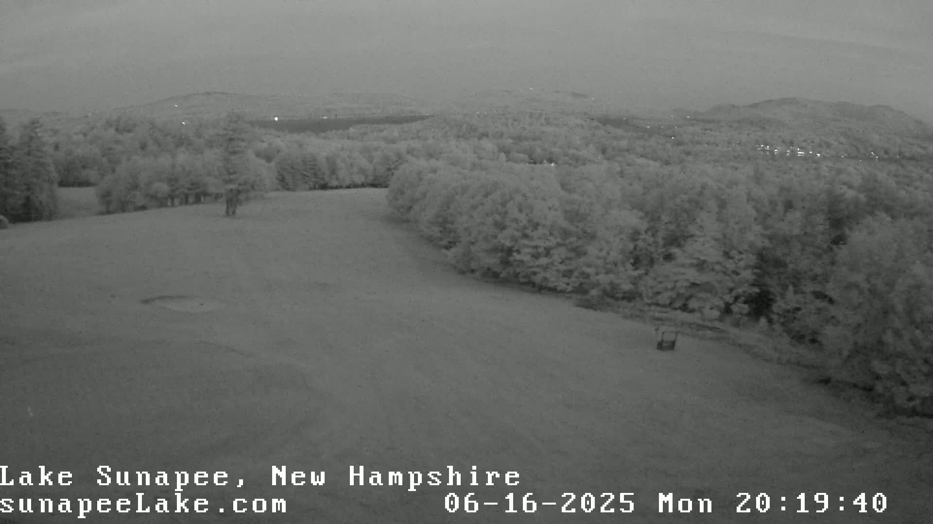 Lake Sunapee Live Cam - Sunapee, New Hampshire