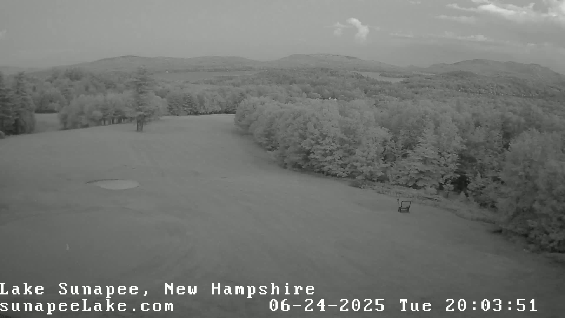 Lake Sunapee Live Cam - Sunapee, New Hampshire