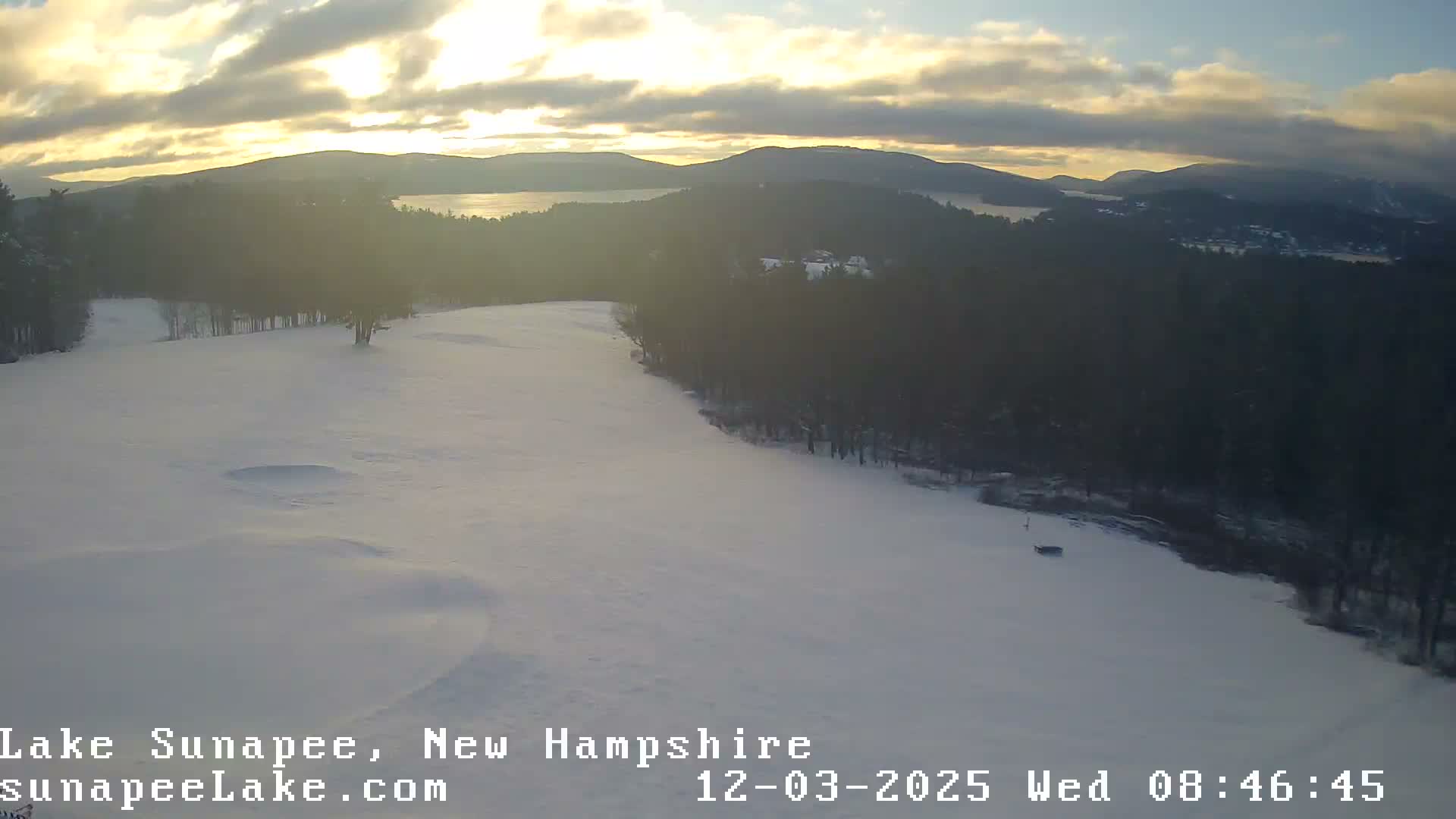 Lake Sunapee Live Cam - Sunapee, New Hampshire