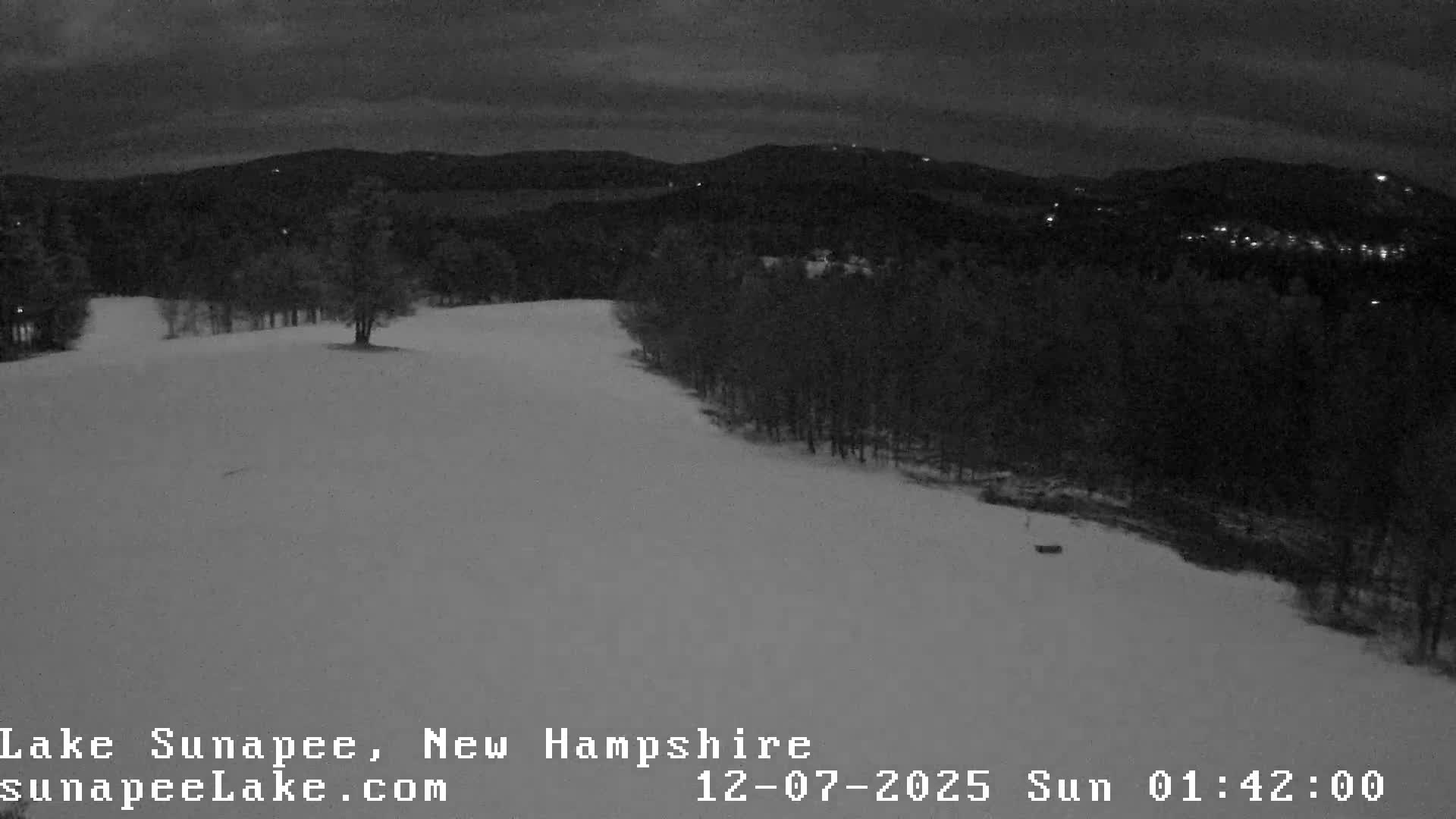 Lake Sunapee Live Cam - Sunapee, New Hampshire