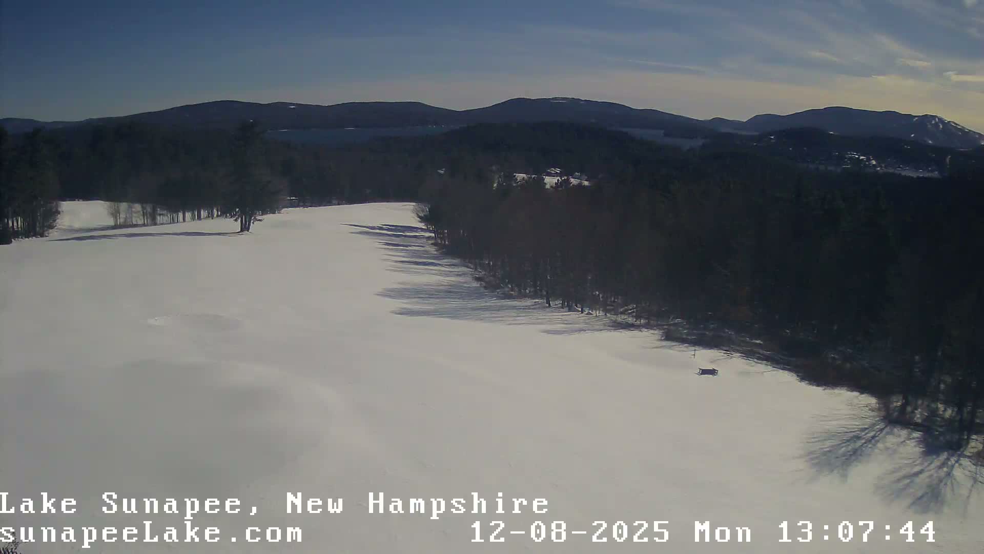 Lake Sunapee Live Cam - Sunapee, New Hampshire