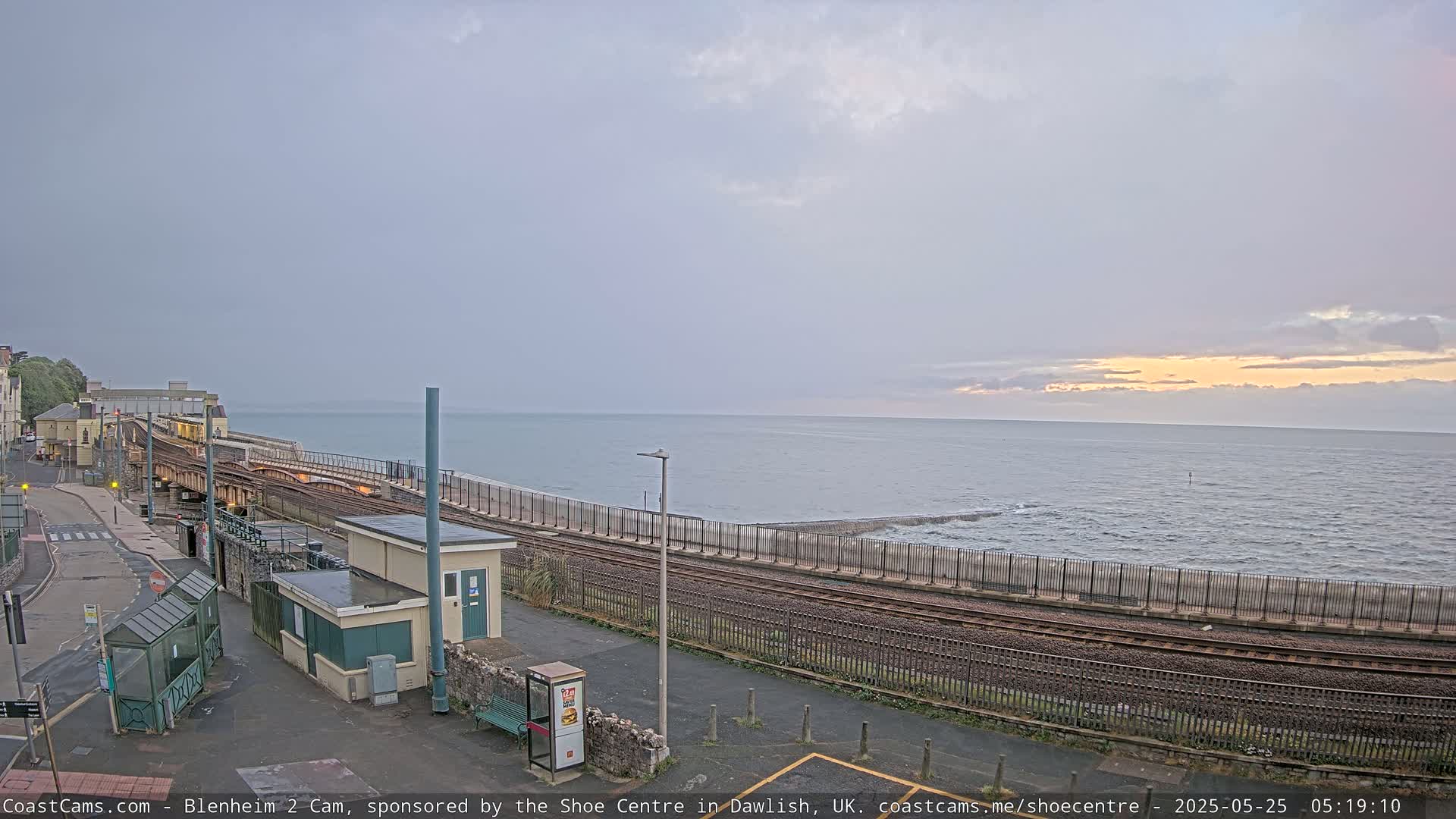 Dawlish East Coast  / Dawlish Railway Station & Station Rd. Live Cam  - Teignbridge, Devon, South West, England, United Kingdom