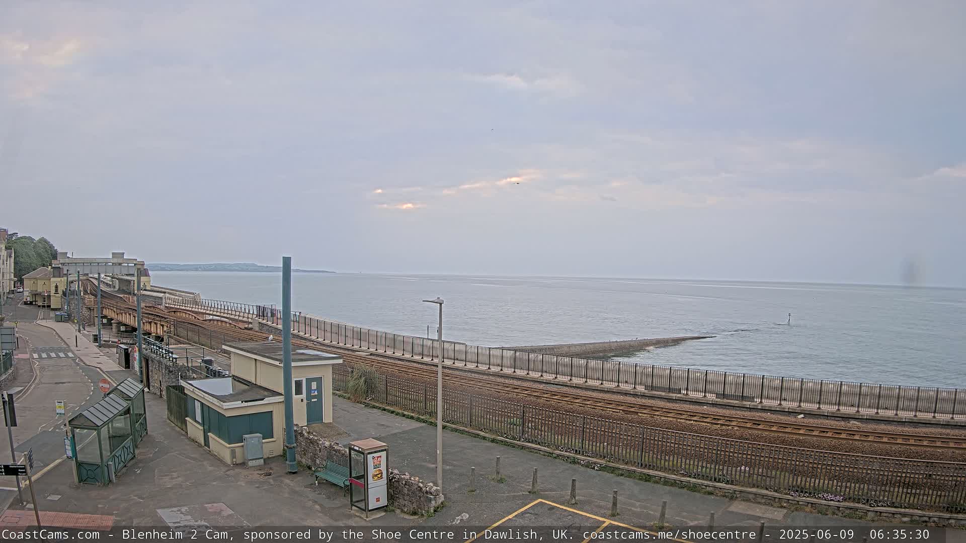 Dawlish East Coast  / Dawlish Railway Station & Station Rd. Live Cam  - Teignbridge, Devon, South West, England, United Kingdom