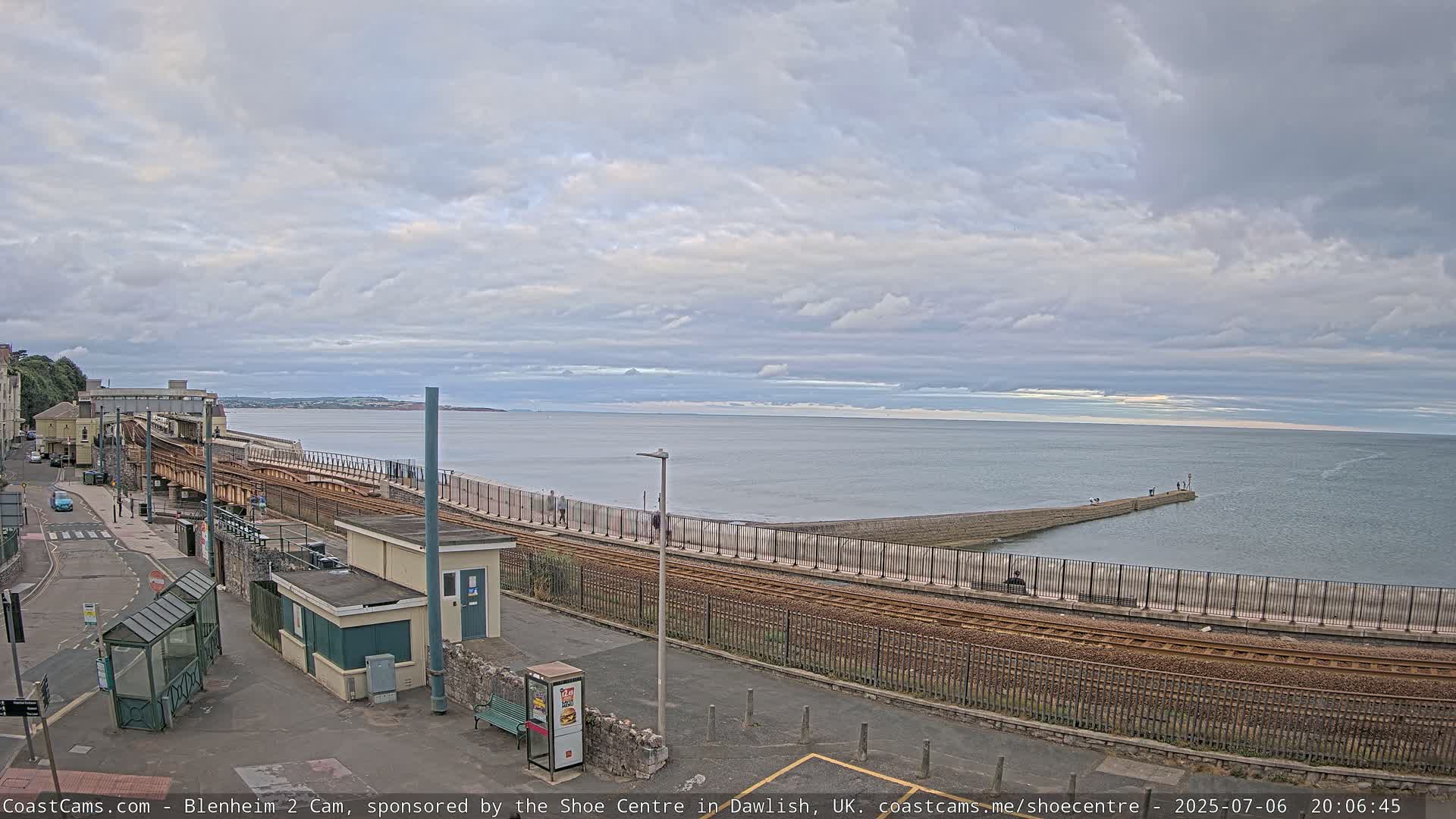 Dawlish East Coast  / Dawlish Railway Station & Station Rd. Live Cam  - Teignbridge, Devon, South West, England, United Kingdom