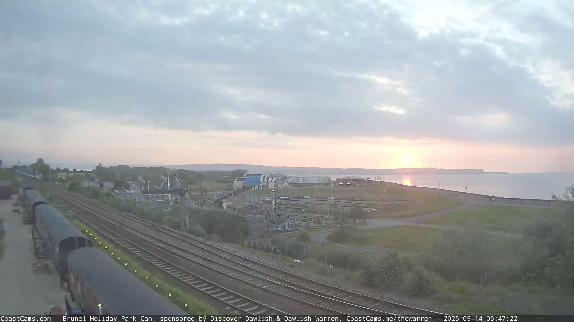 Dawlish Warren Coast & Railway & Amusement Park Live Cam - Teignbridge, Devon, South West, England, United Kingdom