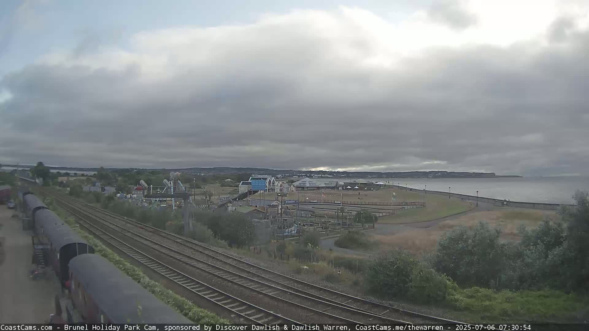 Dawlish Warren Coast & Railway & Amusement Park Live Cam - Teignbridge, Devon, South West, England, United Kingdom
