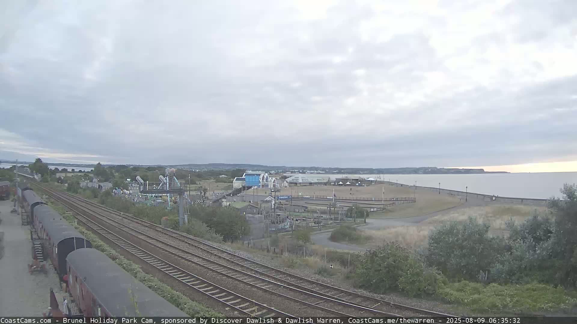 Dawlish Warren Coast & Railway & Amusement Park Live Cam - Teignbridge, Devon, South West, England, United Kingdom