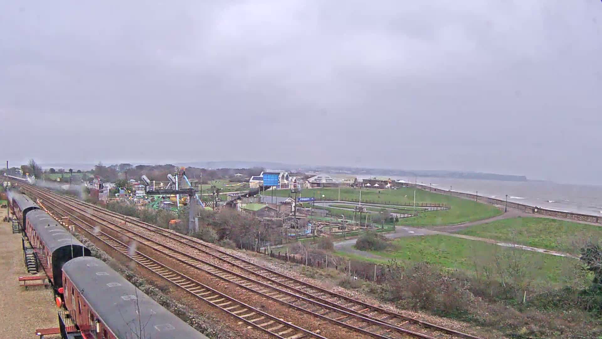 Dawlish Warren Coast & Railway & Amusement Park Live Cam - Teignbridge, Devon, South West, England, United Kingdom