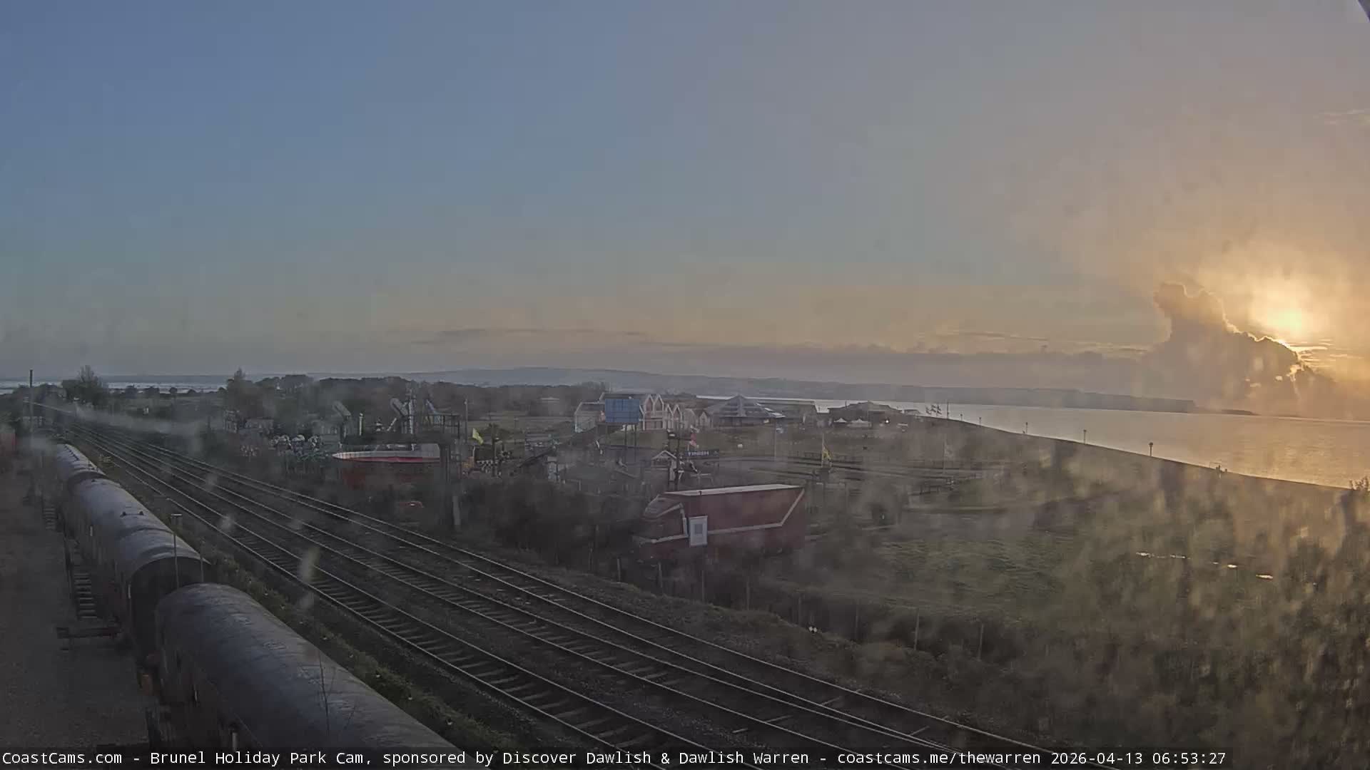 Dawlish Warren Coast & Railway & Amusement Park Live Cam - Teignbridge, Devon, South West, England, United Kingdom