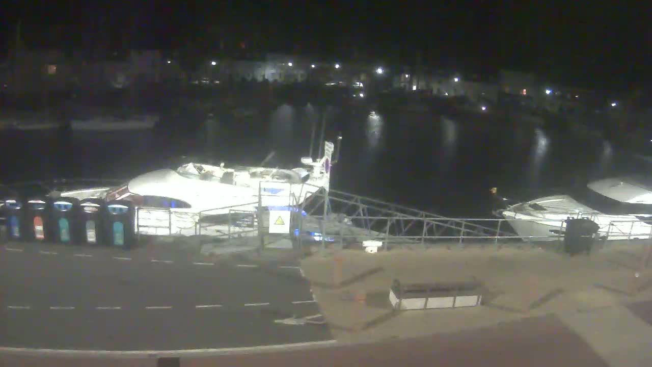 Weymouth Harbour Live Cam - Weymouth, Dorset, South West, England, United Kingdom