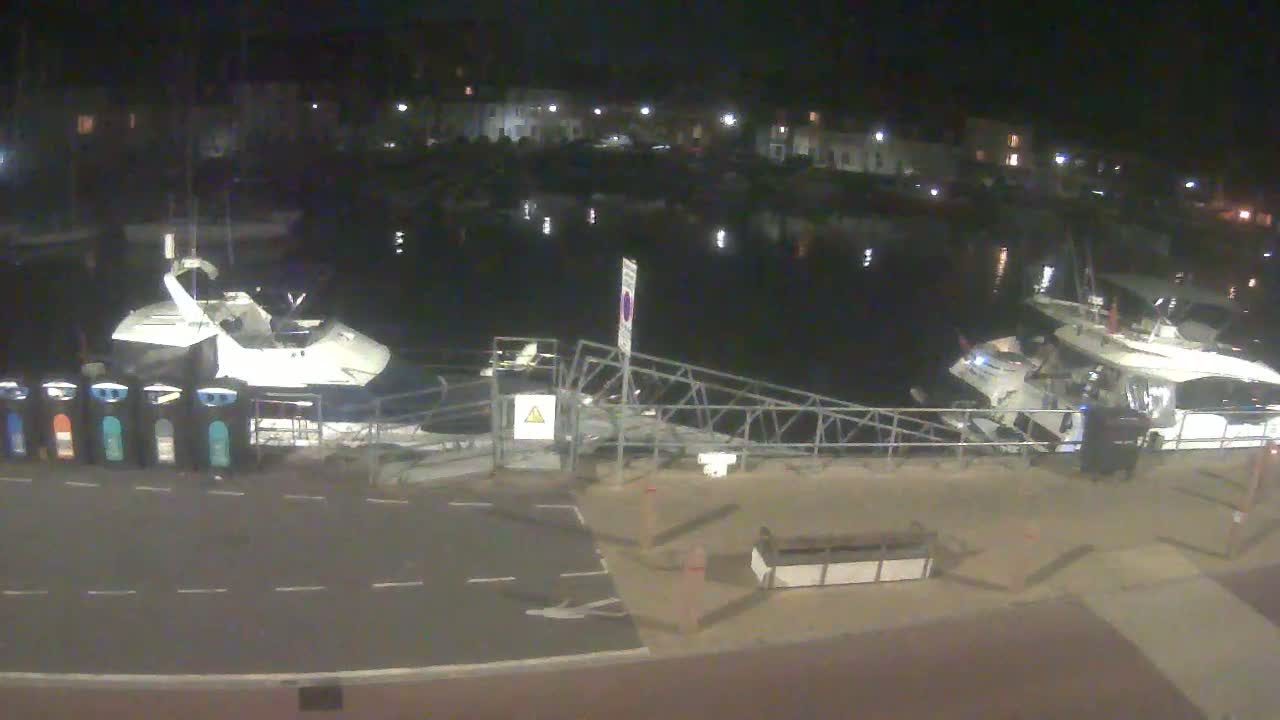 Weymouth Harbour Live Cam - Weymouth, Dorset, South West, England, United Kingdom