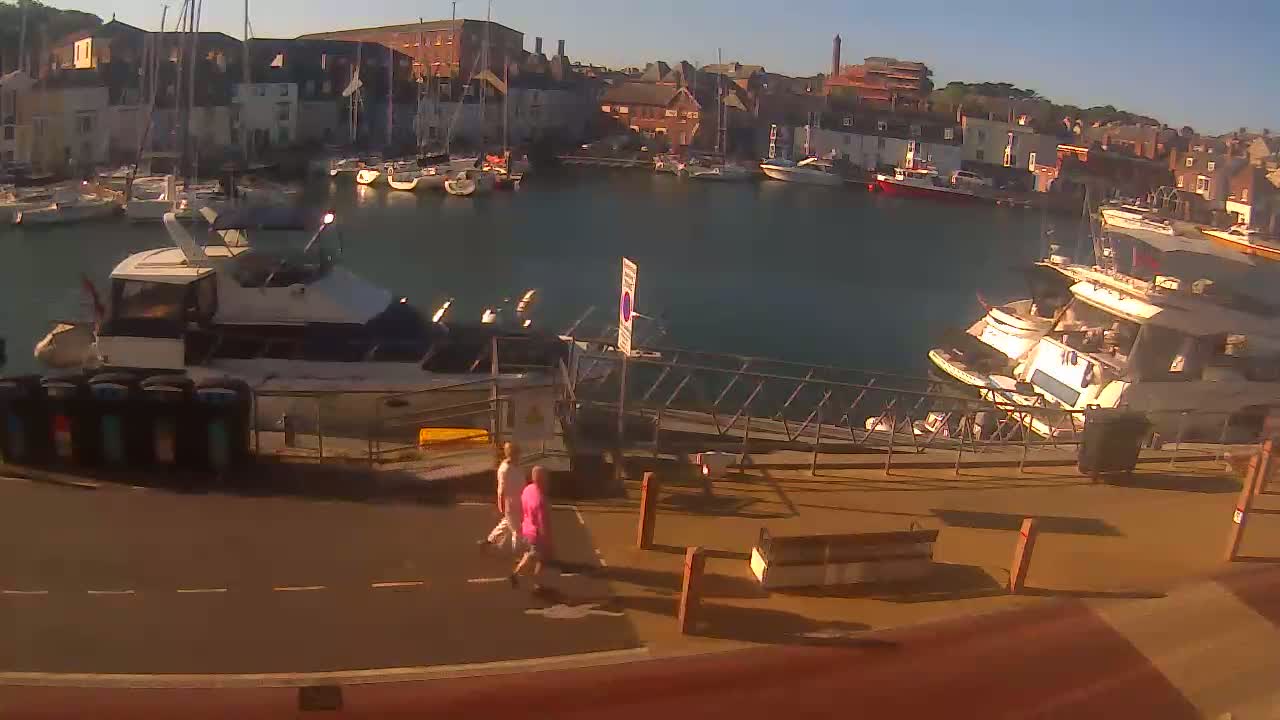 Weymouth Harbour Live Cam - Weymouth, Dorset, South West, England, United Kingdom