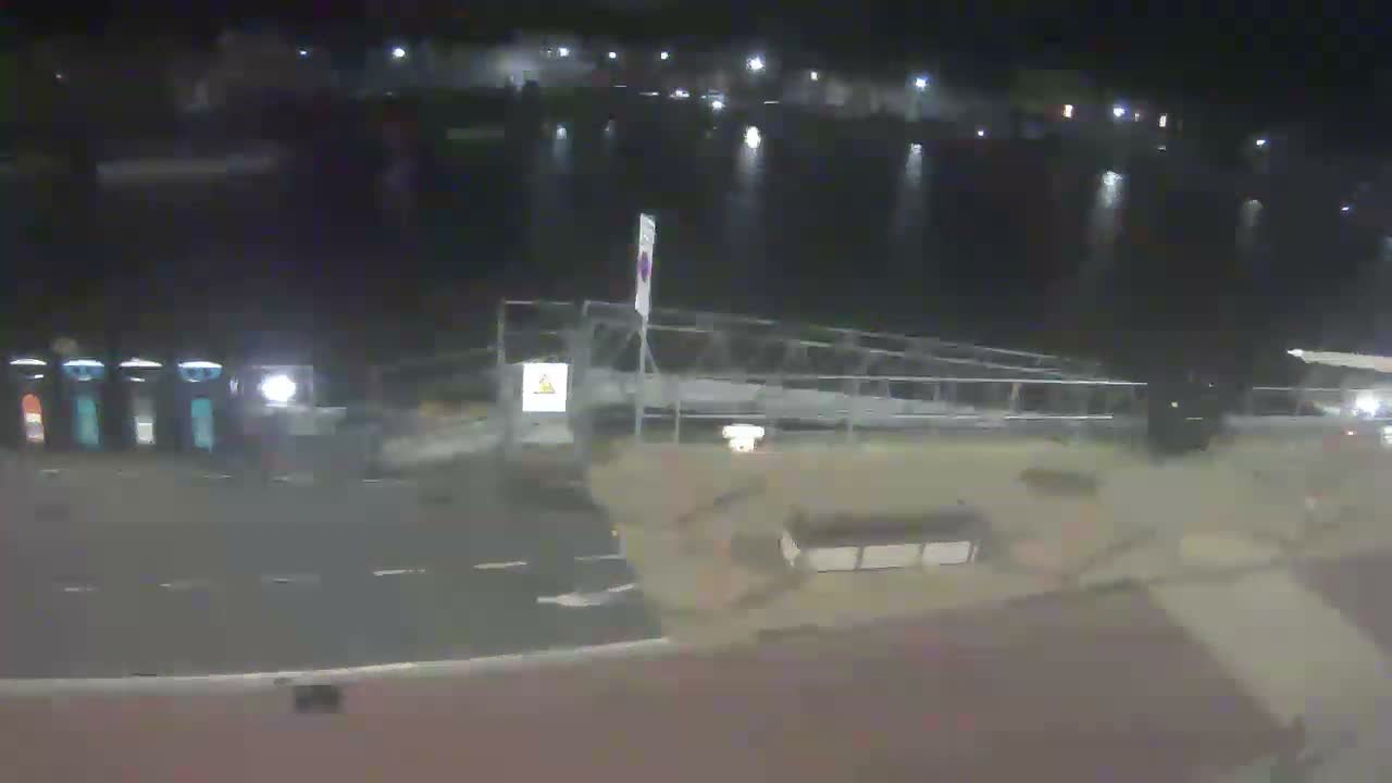 Weymouth Harbour Live Cam - Weymouth, Dorset, South West, England, United Kingdom